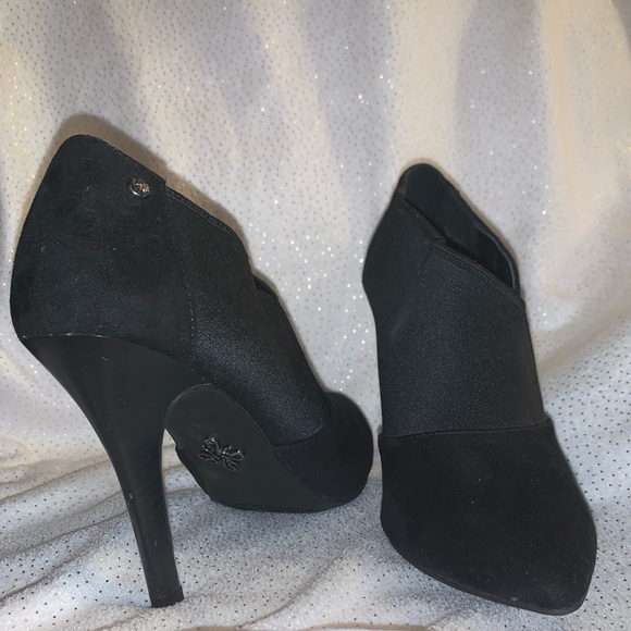 Vera Wang size 6 stiletto bootie - Picture 6 of 6